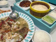 -姚姚酸菜鱼·金戈戈香港豉油鸡(喜荟城联名店)