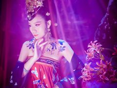 -九月鹰飞汉服摄影工作室