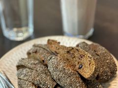 -ommo cafe(半岛城邦店)