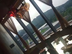 -上海佘山世茂艾美酒店