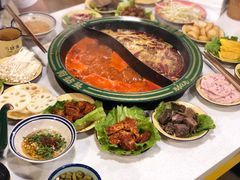番茄鸳鸯锅底-有拈头成都市井火锅(老门东店)