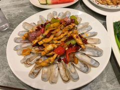 -朱记乳鸽王·非遗石岐乳鸽·全鸽宴(大兴旗舰店)