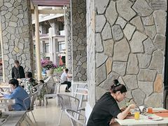 -亚龙湾希尔顿自助餐厅·海鲜·烧烤·沙滩BBQ·现场乐队