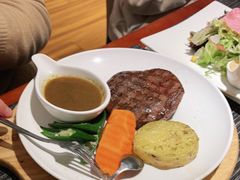 小蜜牛排-斗牛士牛排餐厅(嘉里汇店)