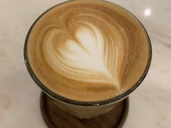澳白-大酉·M Coffee(北京美术馆店)