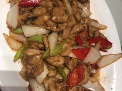 -吴记酱骨炖菜馆(西大直街店)