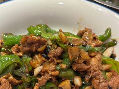 辣椒炒肉-俏湘厨•地道湘菜(建华南路店)