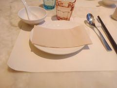 -港丽餐厅(高德置地店)