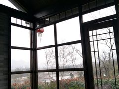 -汤山温泉房车营地 茶温泉