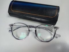 -浮光眼镜·蔡司视觉合作·数字验配中心(陆家嘴店)