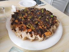 蘑菇扒窝子-老舅老蒙肉饼非遗店(一店)