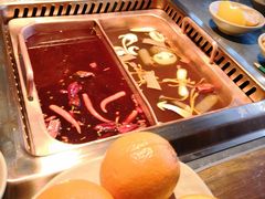 -老牌坊云南鱼豆花火锅(哈西万达店)