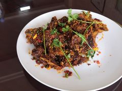 -三升美食城