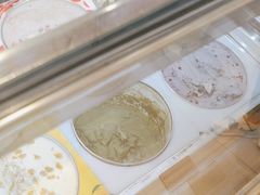 -哈根达斯(芳圆里店)