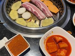 -木槿花韩式炭烤·熟成肉工坊(孙文东路店)