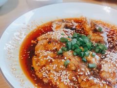 -渝信川菜 · 川味家常菜(财富购物中心店)