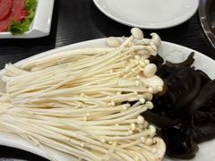 -楼外楼大刀肉传统火锅居(幸福街店)