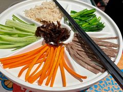 -云海肴·汽锅鸡·云南菜(天山百盛优客店)