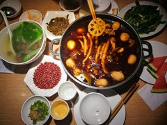 李子坝焖烧鸡-李子坝梁山鸡(北碚万达五鸡哥店)