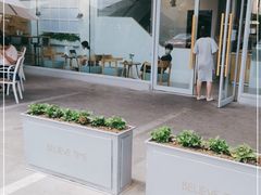 -焙丽拾光(麦凯乐直营店)