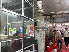 -阿阳牛腩腌面店