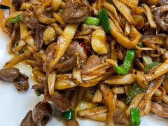 蘑菇炒鸡杂-富临轩私房菜(集庆门大街店)
