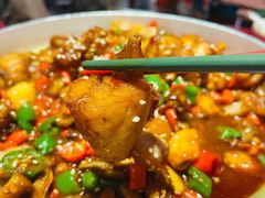 -辣小鲜·南昌大排档(船山路店)