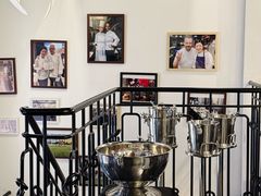 -LESCEDARS Brasserie Bistro香柏树