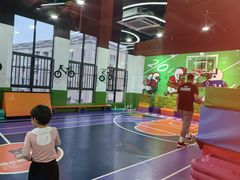 -趣动熊运动发展中心(乐坊校区)
