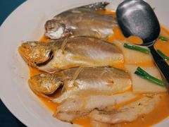 酸茭白渔家烧杂鱼-三利音·玖弄小鲜(浦东嘉里城店)