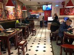 大堂-五条人糖水铺(光谷世界城店)