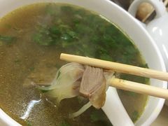 牛肉粉丝汤-黄阿姨锅贴大王(万航渡路店)