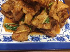 -老东镇啤酒屋海鲜加工·蒸汽海鲜·海鲜烧烤(台东店)