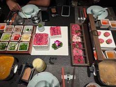 -左庭右院鲜牛肉火锅黑金店(陆家嘴中心店)