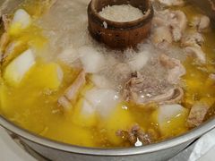 -朴小妹人参鸡汤火锅(长白山万达店)