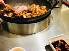 -胡须佬鸡煲四季火锅店(石厦西村直营店)