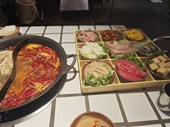 -贰回巷火锅馆(钟楼店)