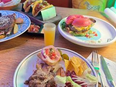 -Famous肥猫墨西哥音乐餐吧(五棵松华熙LIVE店)