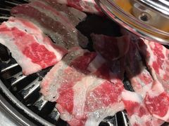 -唯成•韩国炭火烤肉 유성고기