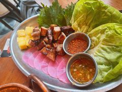 烤猪颈肉佐菠萝紫苏叶-Blac+Blac(中海环宇荟店)