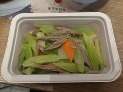 -阳阳中国饭(龙湖大兴天街)