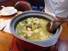 -周鱼小馆石锅酸菜鱼(活力汇店)