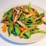 猪在飞，五花肉已经炒不起一切了。
