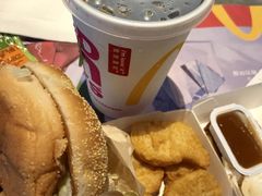 -麦当劳(海岸城店)