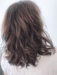 -E.L.K造型momopark店