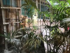 -黑石咖啡(小十字店)