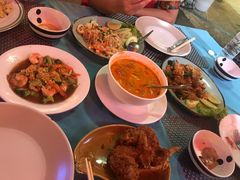 -Pakwan Restaurant & Bar