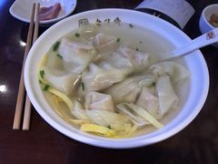 刀鱼馄饨-老半斋(福州路店)