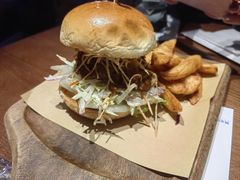 手撕猪肉汉堡-魏客咖啡(中铁中心店)