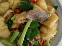 油豆腐炒剔骨肉-红色湘菜馆(春风店)